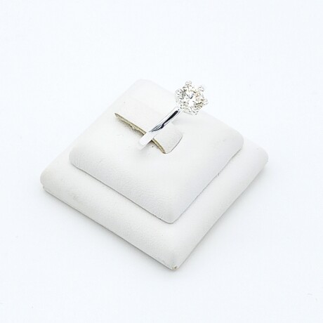 Cintillo de plata 925 con circonia. Cintillo de plata 925 con circonia.