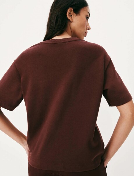 CAMISETA MANGA CORTA CON ESTAMPA BORDEAUX
