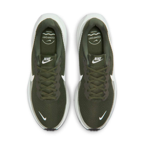 Championes Nike Revolution 8 De Hombre Verde