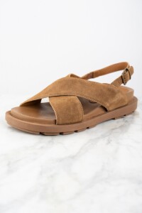Sandalia Gamuza Cruzada Camel