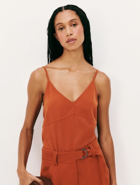 BLUSA CON DESCOTE NARANJA