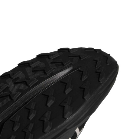 Championes de Hombre Adidas Terrex Agravic Lt Negro - Blanco