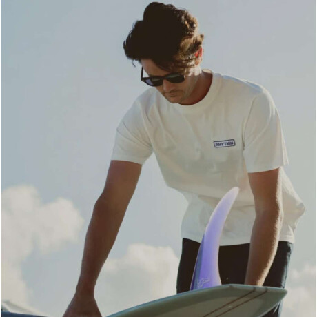 Remera Rhythm Mechanics Vintage Blanco