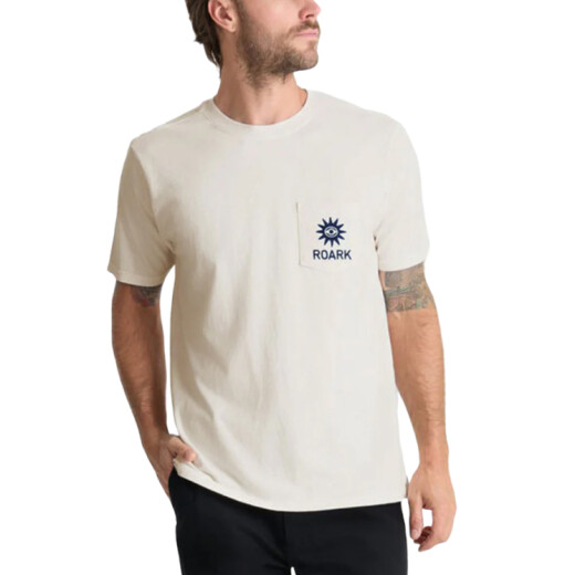 Remera Roark Guideworks Pocket - Blanco Remera Roark Guideworks Pocket - Blanco