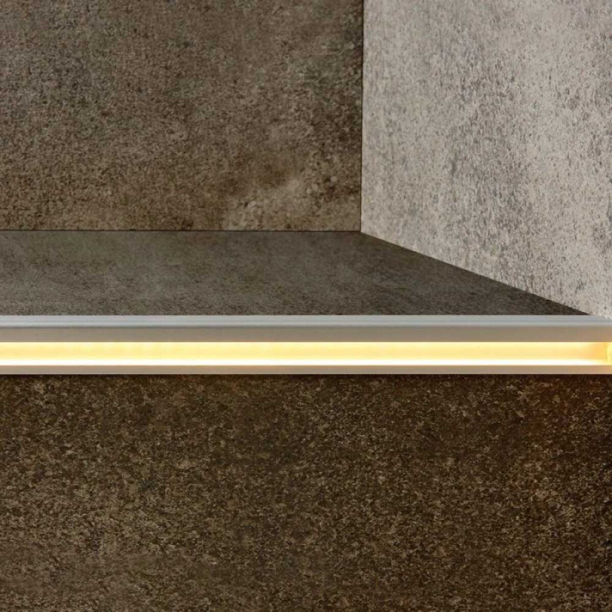 Protector de escalón y gradas para led 