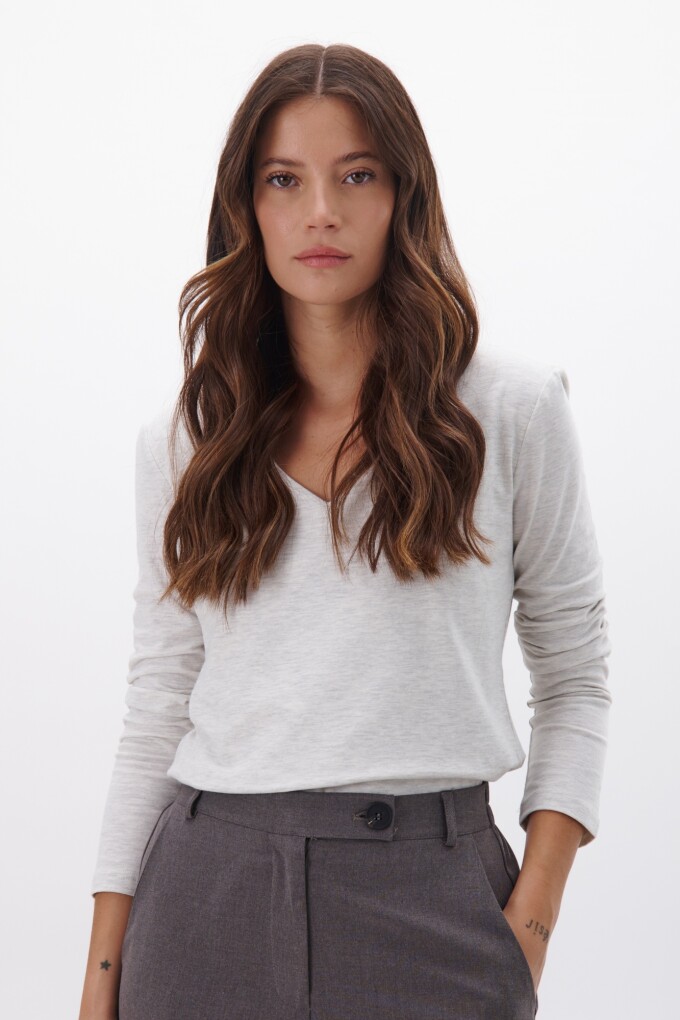 REMERA V DOBLE M/L MELANGE