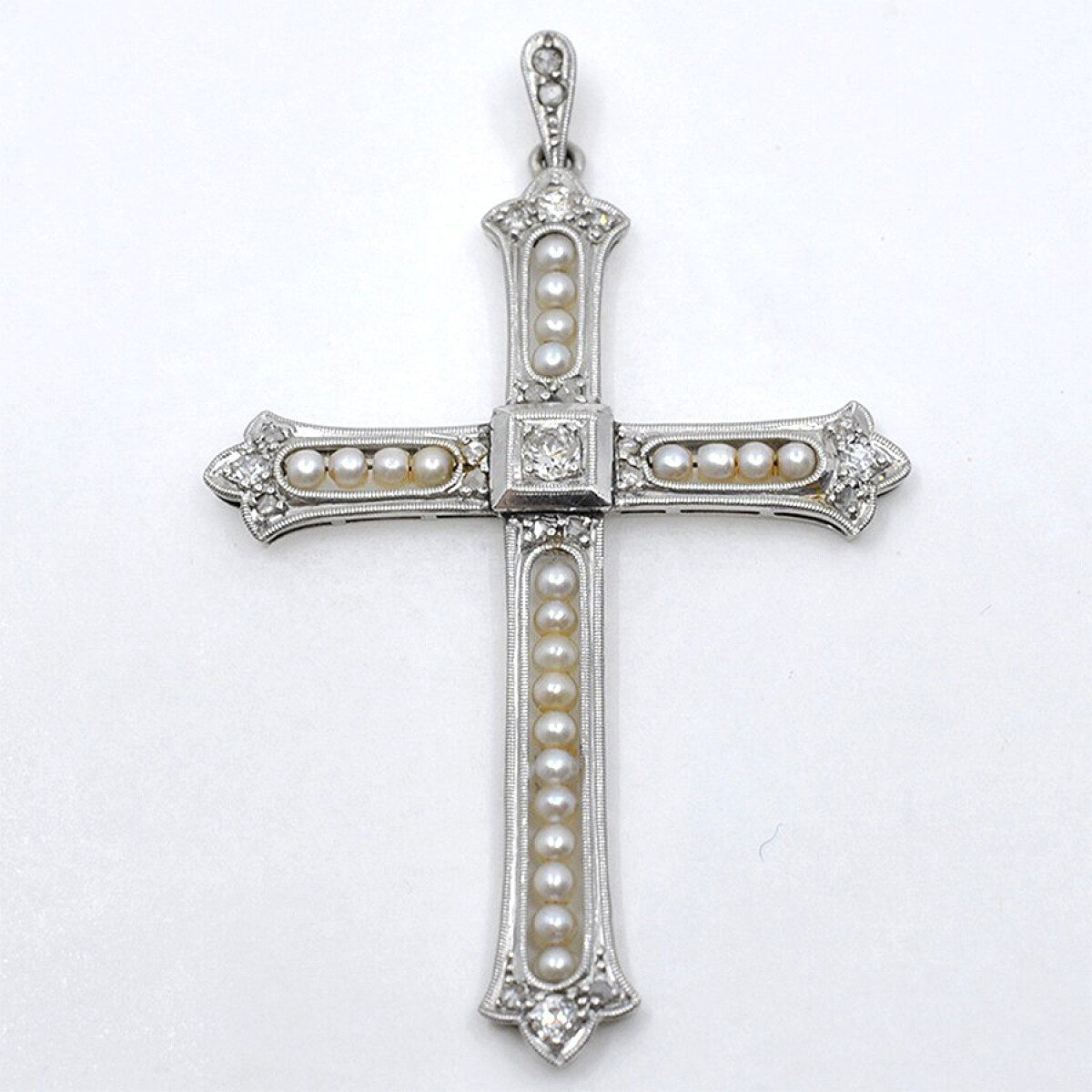 Cruz En Platino, Brillantes, Perlas Y Diamantes 