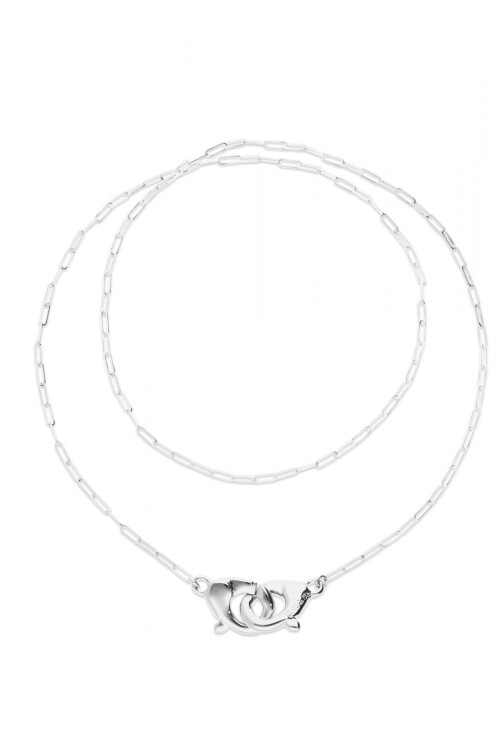 COLLAR LARGO BAÑADO EN PLATA CON MOSQUETÓN ENTRELAZADO Colgante