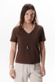 REMERA V DOBLE MARRON
