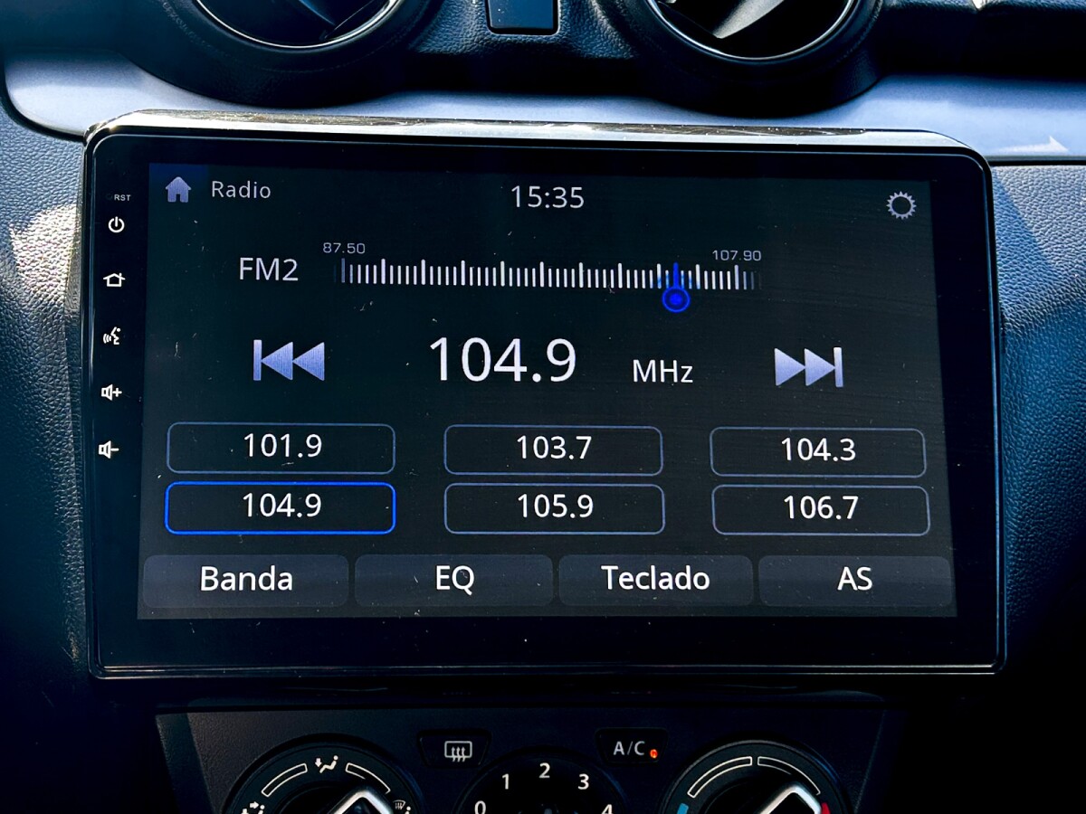 Suzuki Swift GL 2024 EXCELENTE ESTADO! | Permuta / Financia Suzuki Swift GL 2024 EXCELENTE ESTADO! | Permuta / Financia