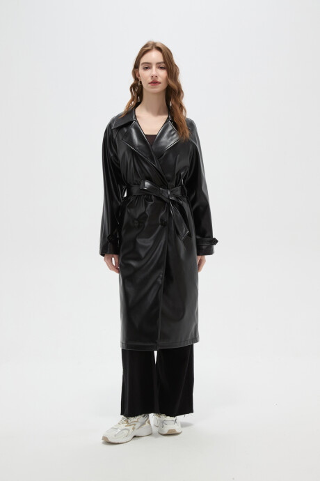 Trinchera Quivara Cereza Oscuro