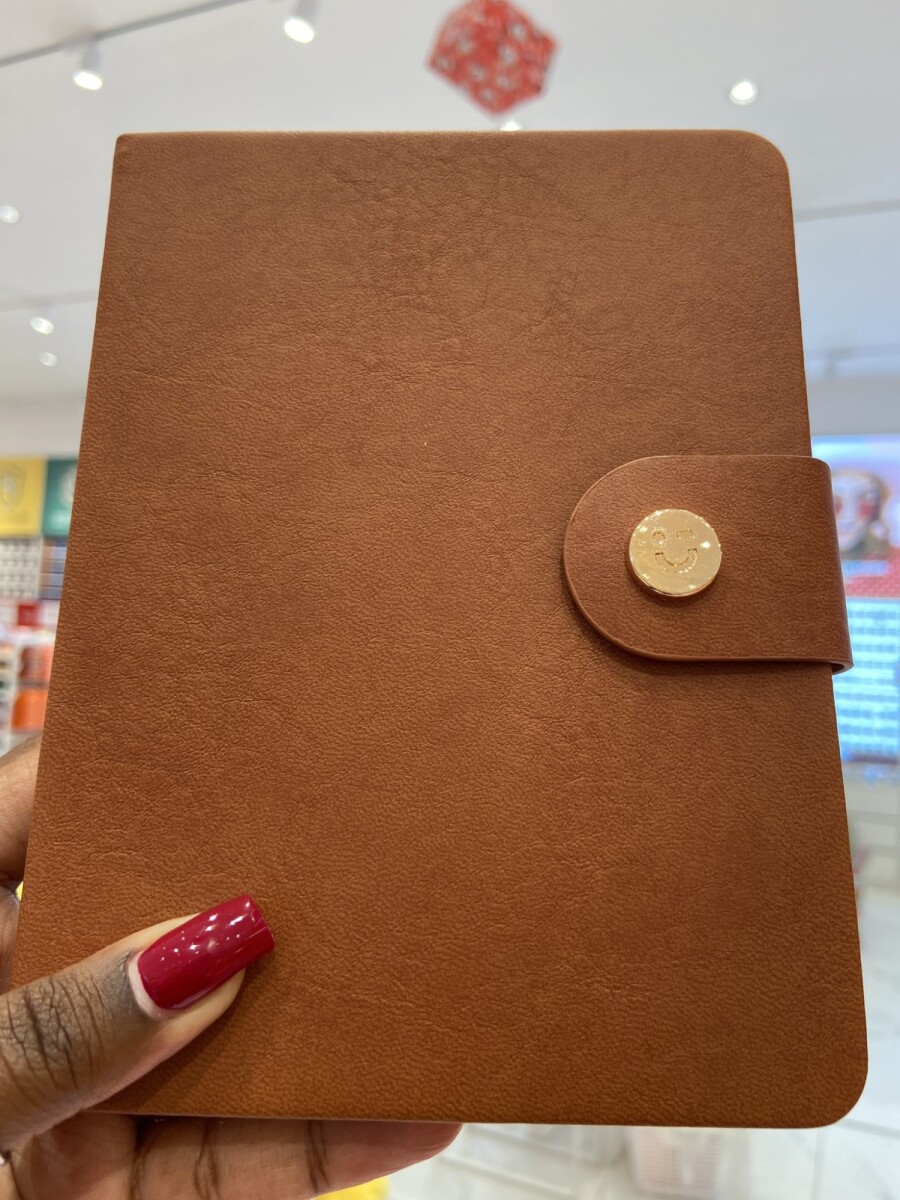 Cuaderno cuerina B6 - marrón 