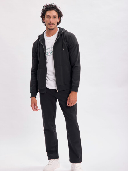 Campera deportiva Negra