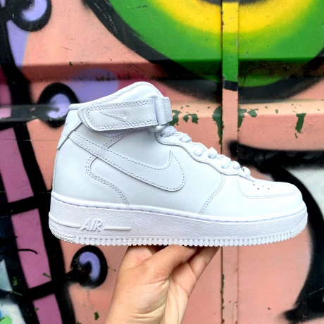 NIKE AIR FORCE 1 07 MID White