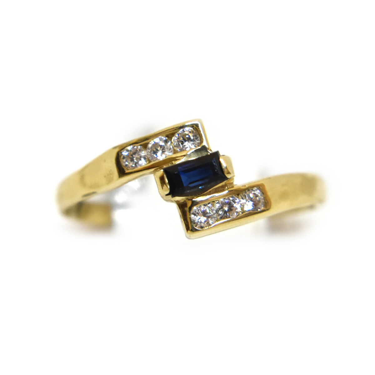 Anillo en Oro 9Kilates con Zafiros y Zirconias 