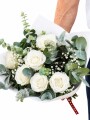 RAMO 6 ROSAS BLANCAS