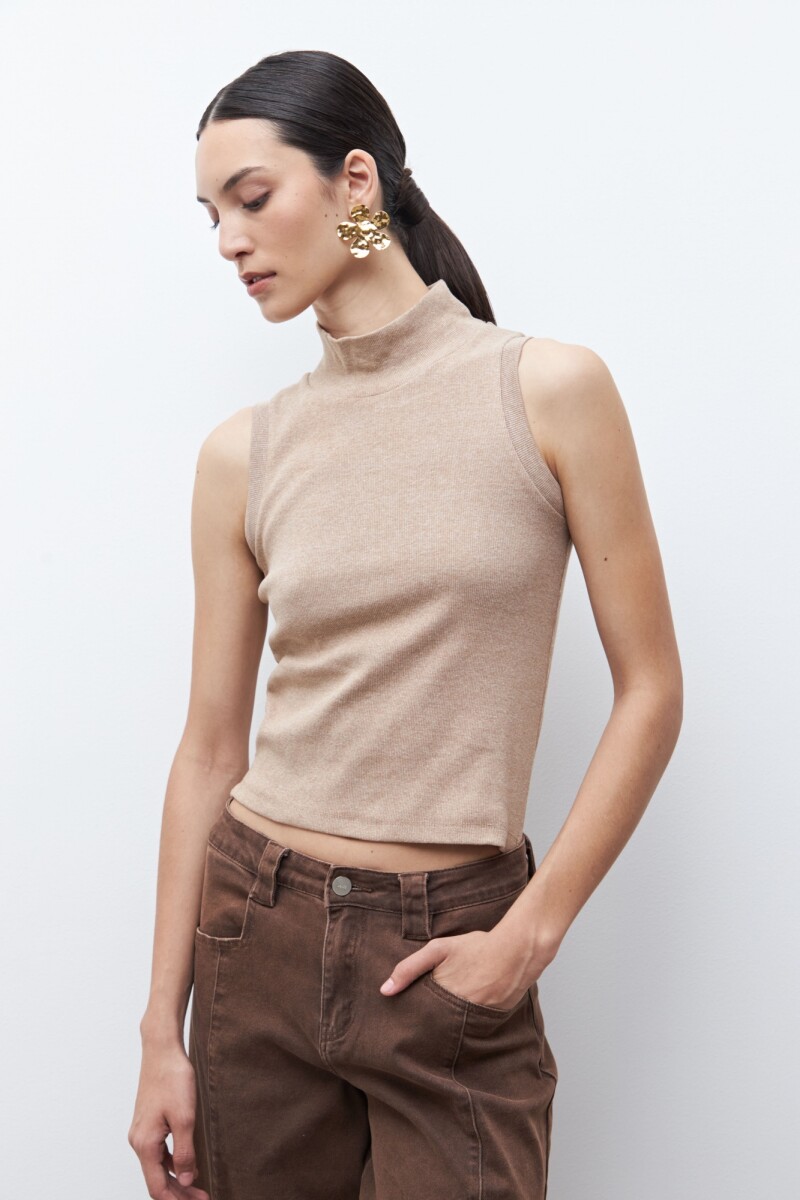 Top canalé tostado melange