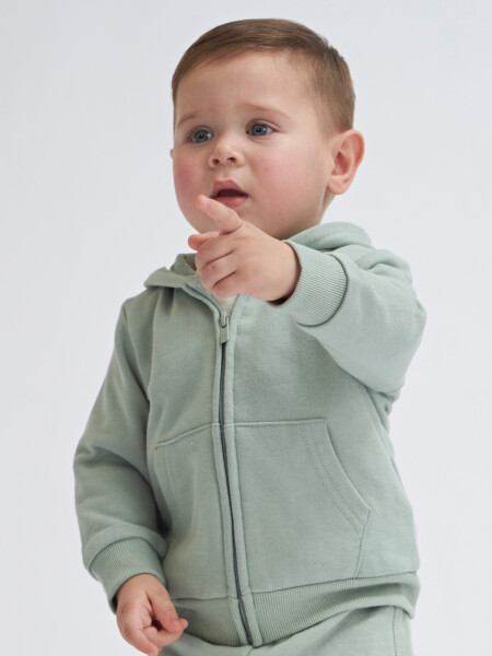 Chaqueta deportiva liviana Verde