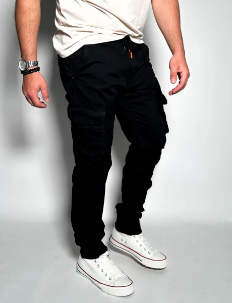 Pantalón cargo con puño León Negro