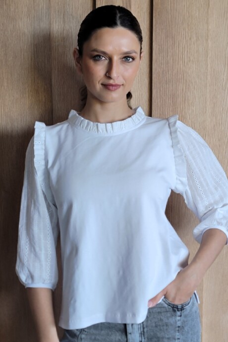 Blusa Rosa Broderie blanco