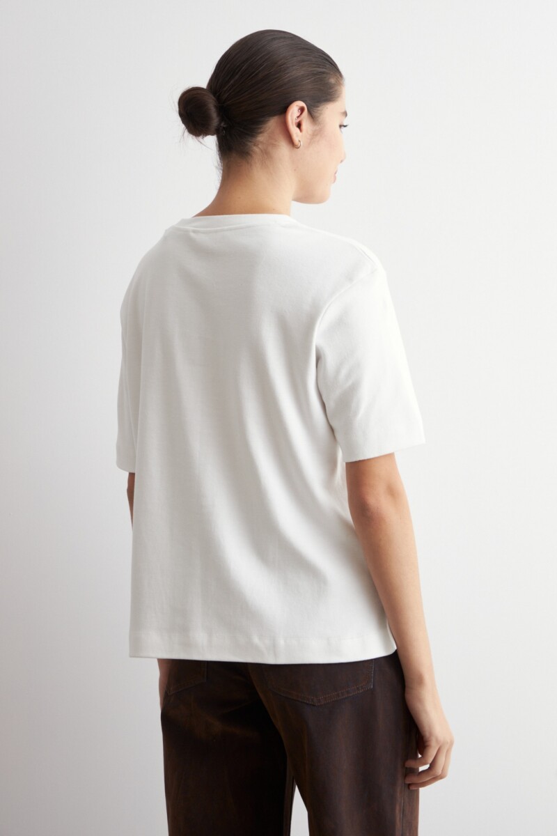 Remera oversized blanco