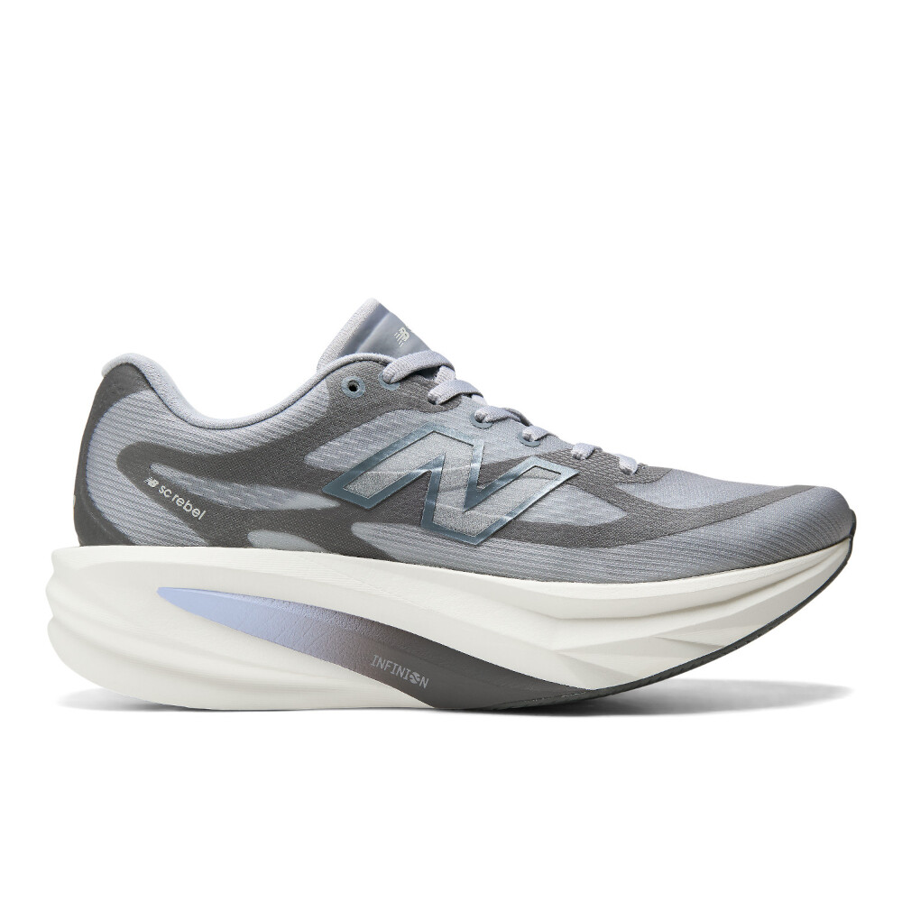 Zapatillas Running Supercomp Rebel V1 Mujer Grey