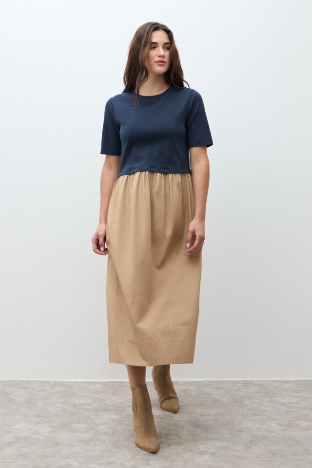 Vestido bicolor manga corta azul marino