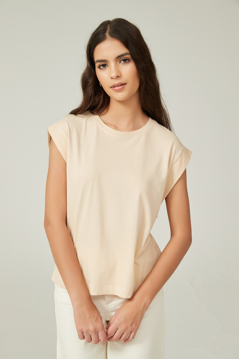 Remera Alisma Beige Claro