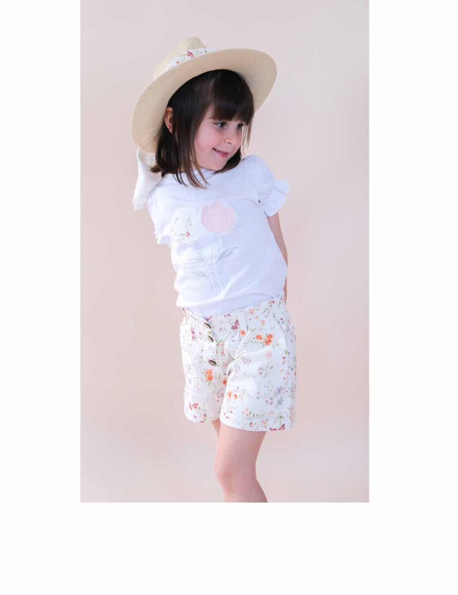 Remera Flores Bordadas 
