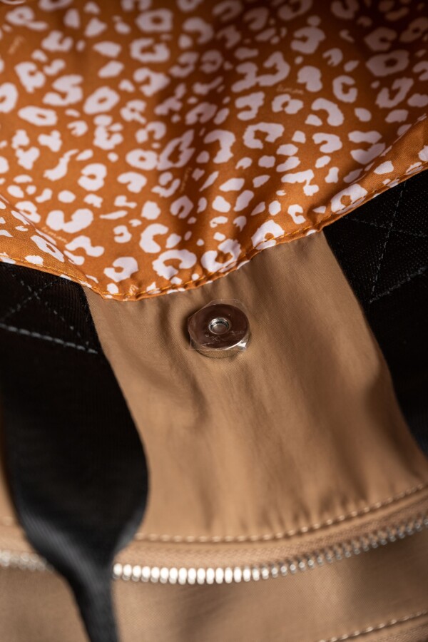 Cartera Beige