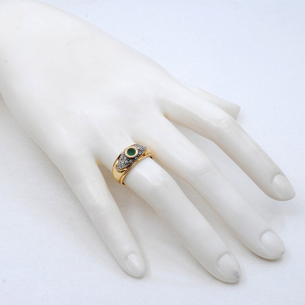 Anillo En Oro 18K, Brillantes Y Esmeralda Anillo En Oro 18K, Brillantes Y Esmeralda