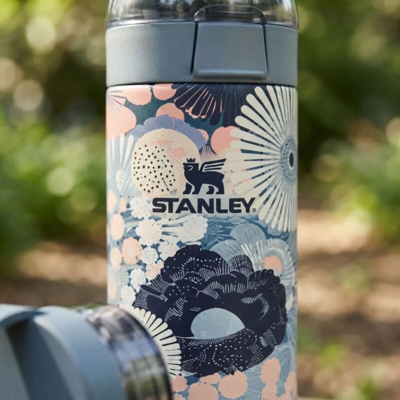 Botella Stanley flowstate sprint 590 ml Celeste floral