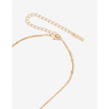 Collar Con Dije Inicial Letra ''c'' Dorado