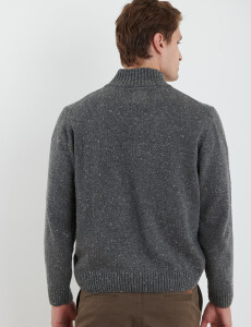 470421 REMERA HARRY Gris Oscuro