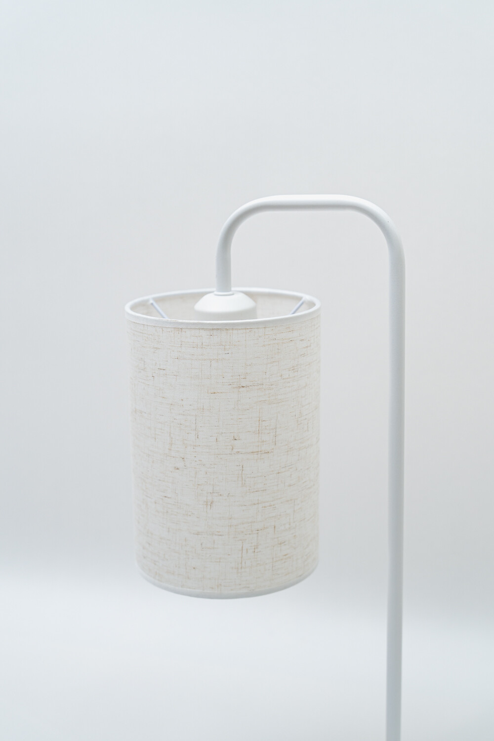 Lampara De Mesa Avenor Blanco