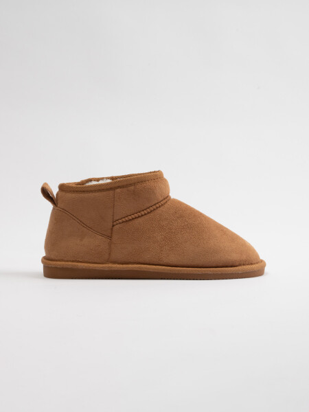 Pantubota corta Beige