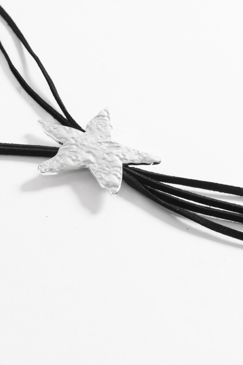 Collar cordón suede estrella plateado