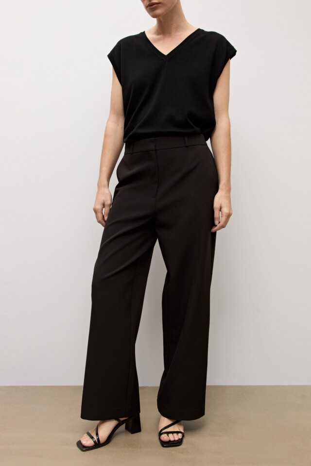 Pantalón sastrero negro
