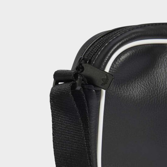 Bolso Adidas Adicolor Classic Airliner Negro
