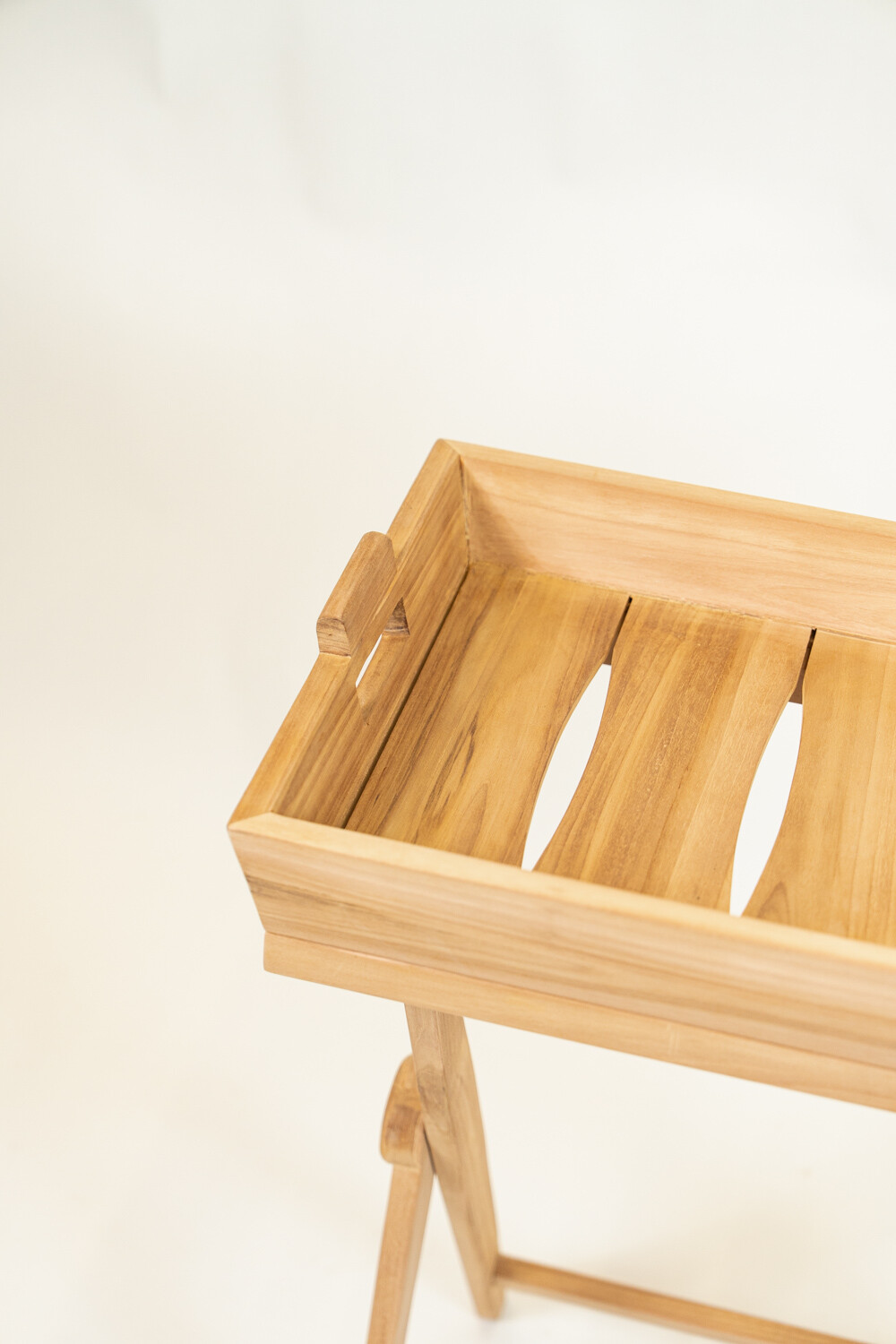 Mesa Con Bandeja Carmen Color Unico