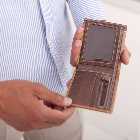 Billetera Heroes Castaño