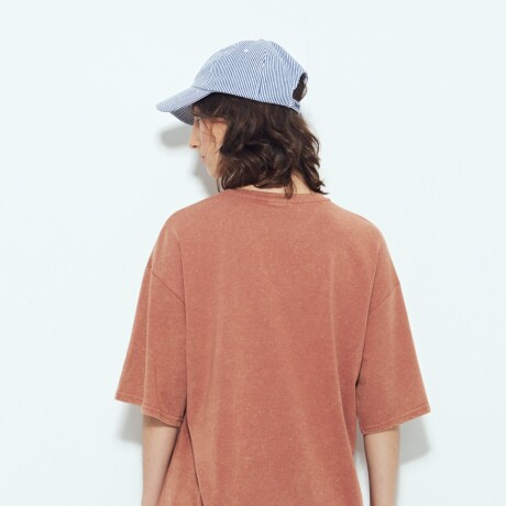 REMERA BETULA Ladrillo