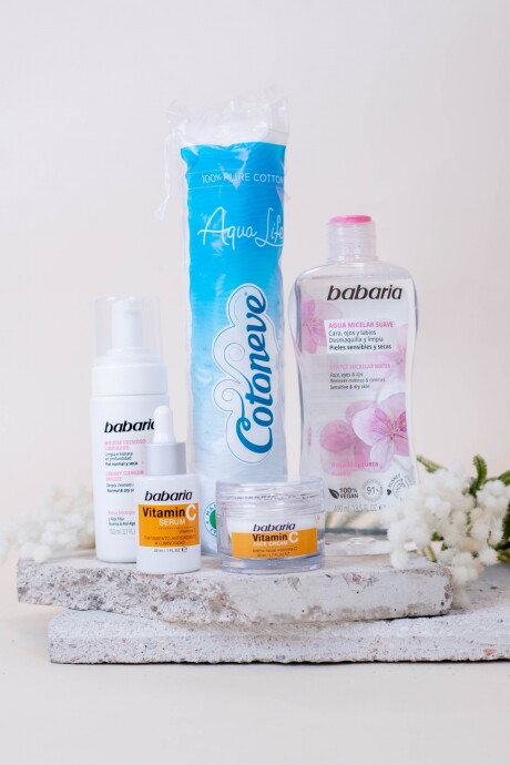 Rutina skincare completa con mousse limpiador Vitamina C