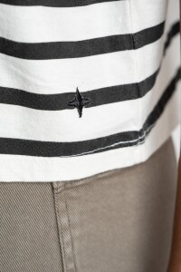 Remera Rayada Algodon Lavado Negro