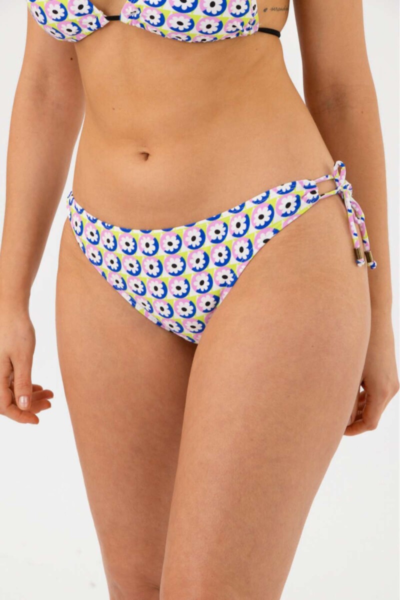 Vedetina kristen - Retro flower 