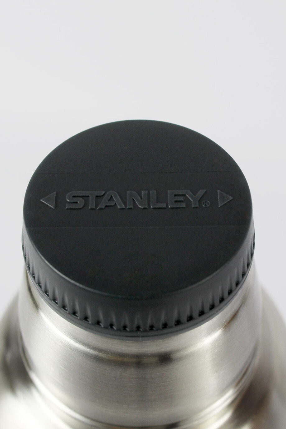 Termo Stanley 3/4L Plata