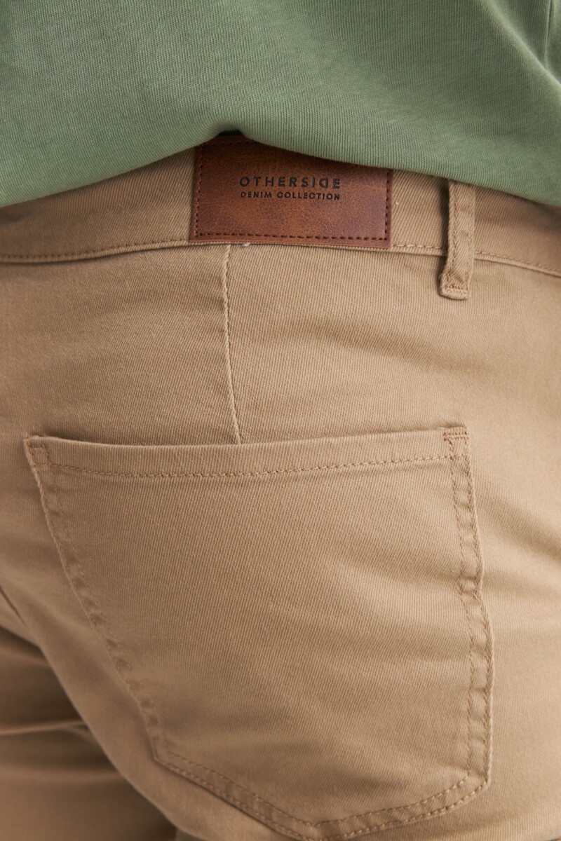 Pantalón cargo BEIGE