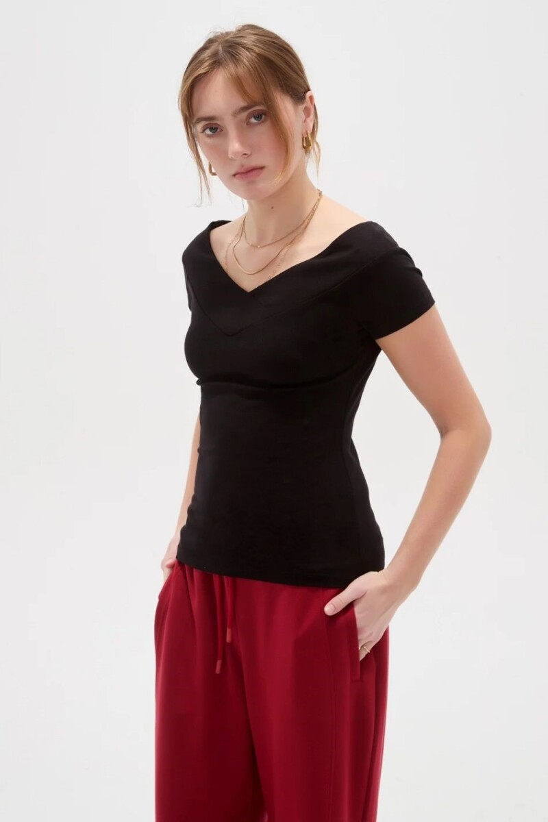 Tops Arima - Negro 