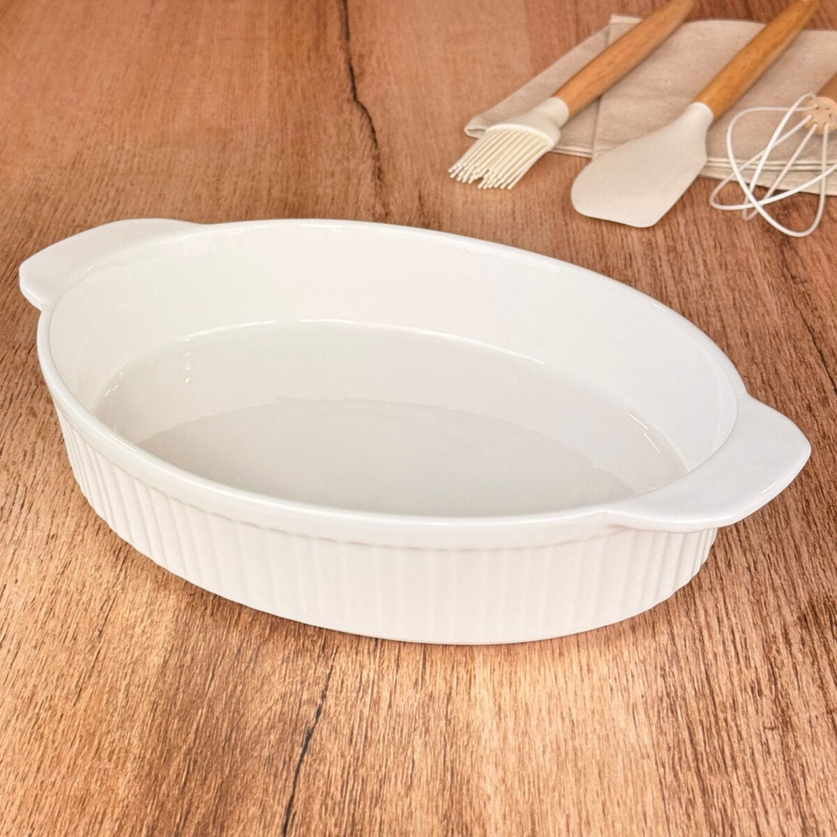 Fuente de Cerámica Oval Blanca con Asas 30cm x 19cm x 5cm 