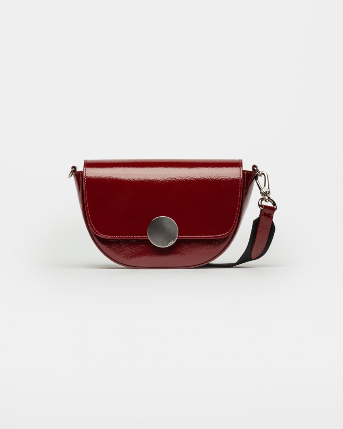 Bandolera The Circle En Cuero Charol Arrugado Berry